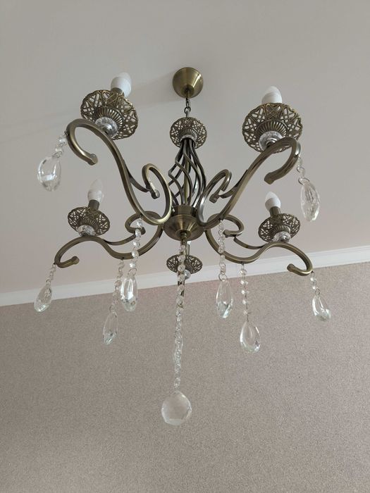 Продам люстру стекло в идеальном состоянии