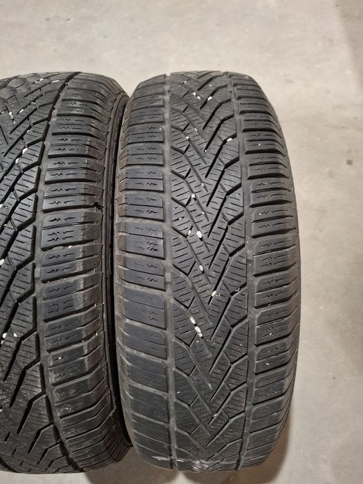 2 Anvelope de iarnă  195 65 r15  Semperit