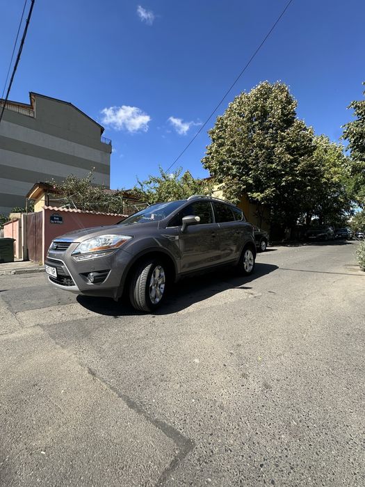 Ford kuga an 2012