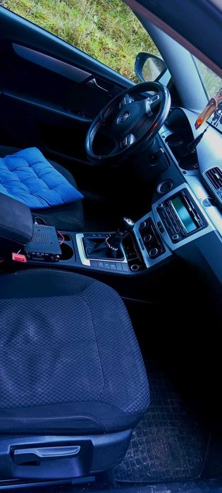 Vând Volkswagen pasatb7