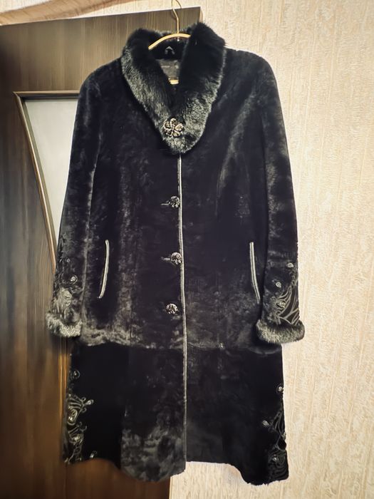 Продается Мутоновая Шуба