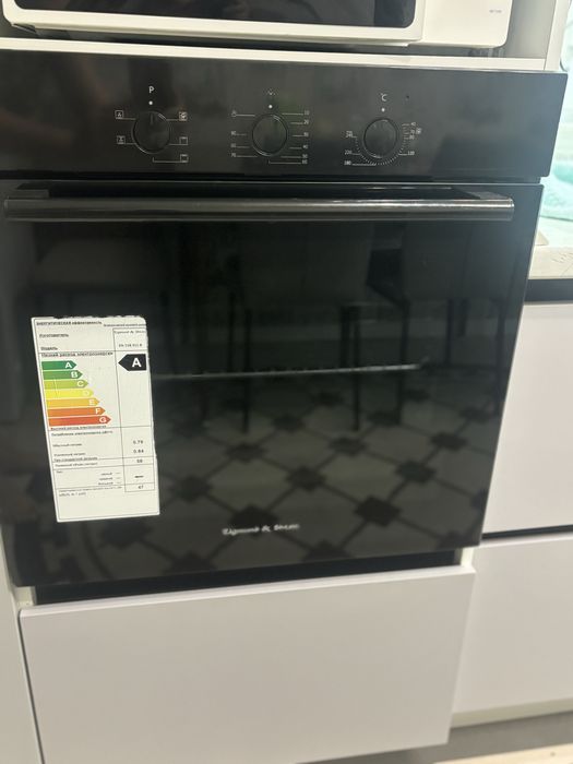 Продам б/у духовку размер 60*60