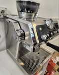 Espressor delonghi la specialista impecabil
