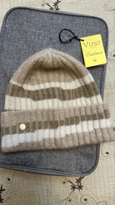 Зимняя шапка новая