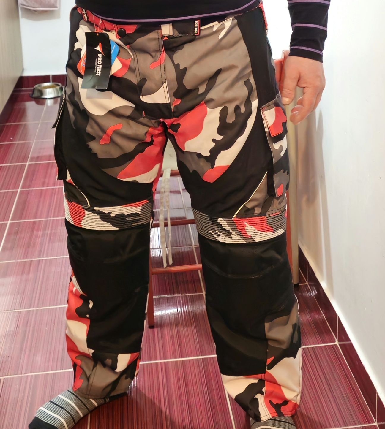 Pantaloni moto xl noi ofertă