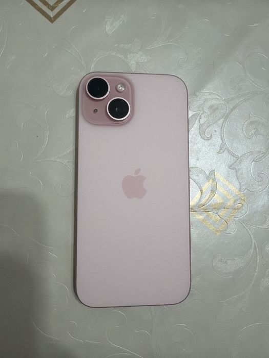 Продам Айфон 15