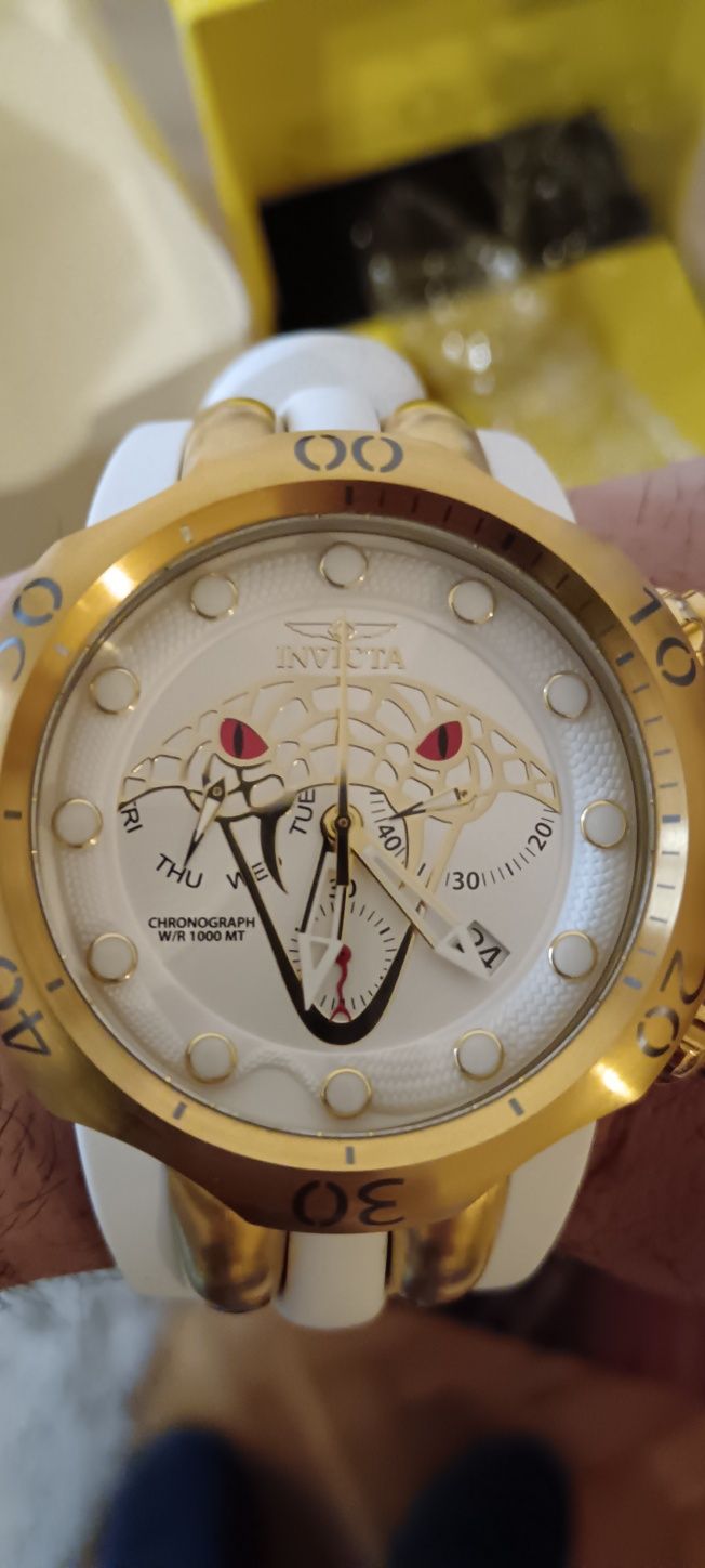 INVICTA Venom Model 28389