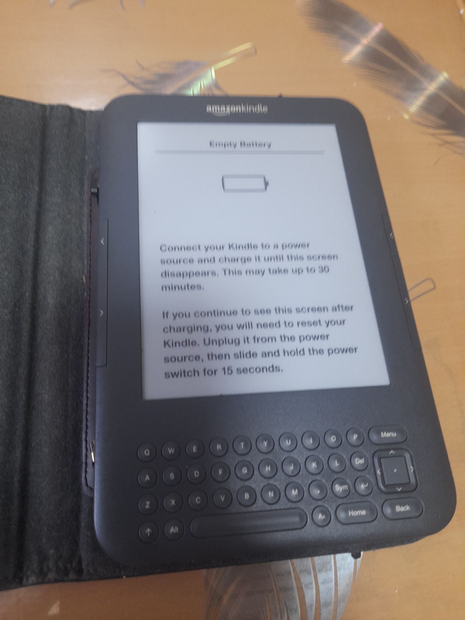 Vind 2 e book uri citește anunțul