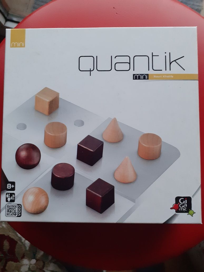 Vand jocul Quantik mini