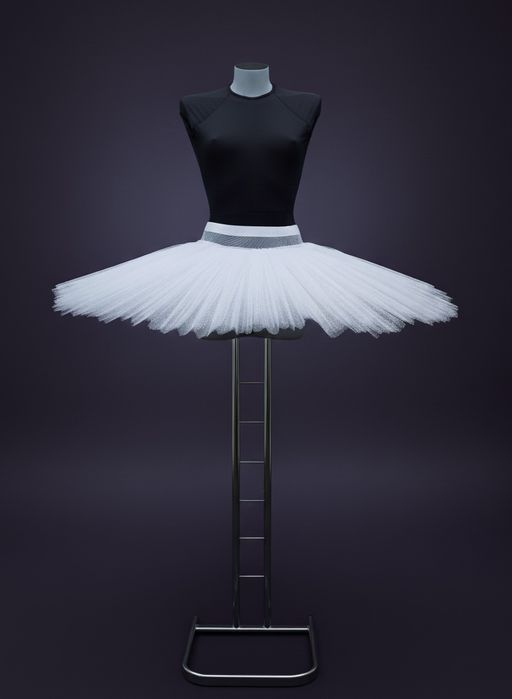 Репетиционни базови балетни пачки по поръчка.