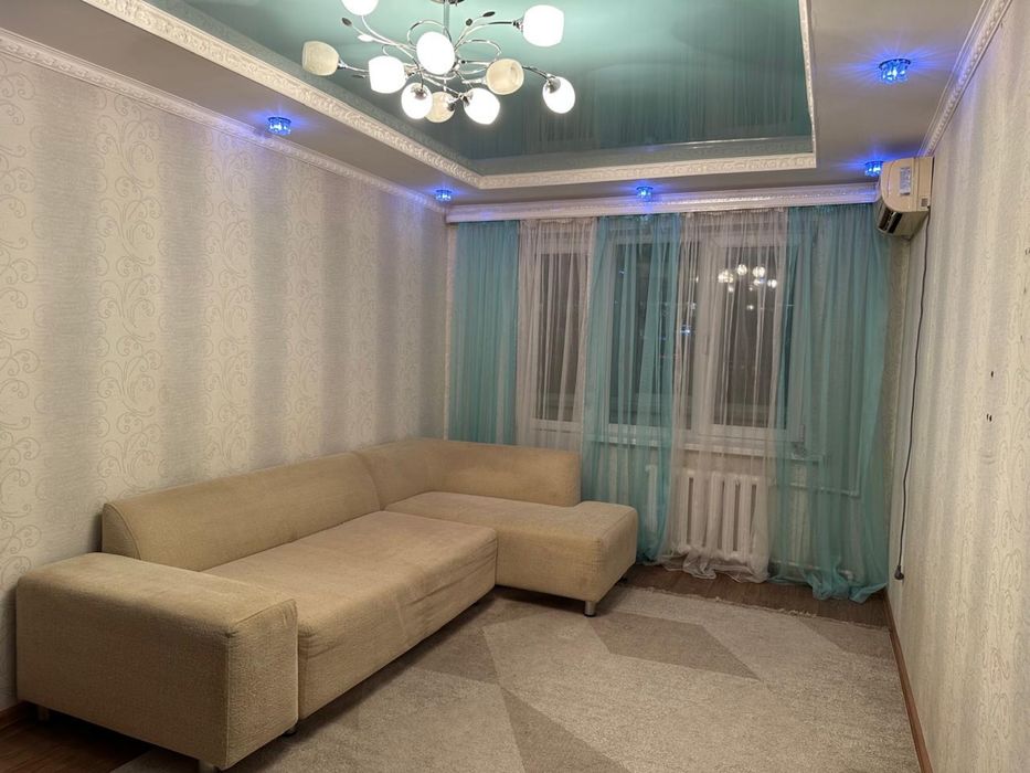 Сдаем 2-х комнатную квартиру