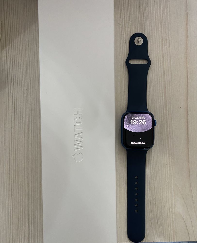 Apple Watch 7, 45мм