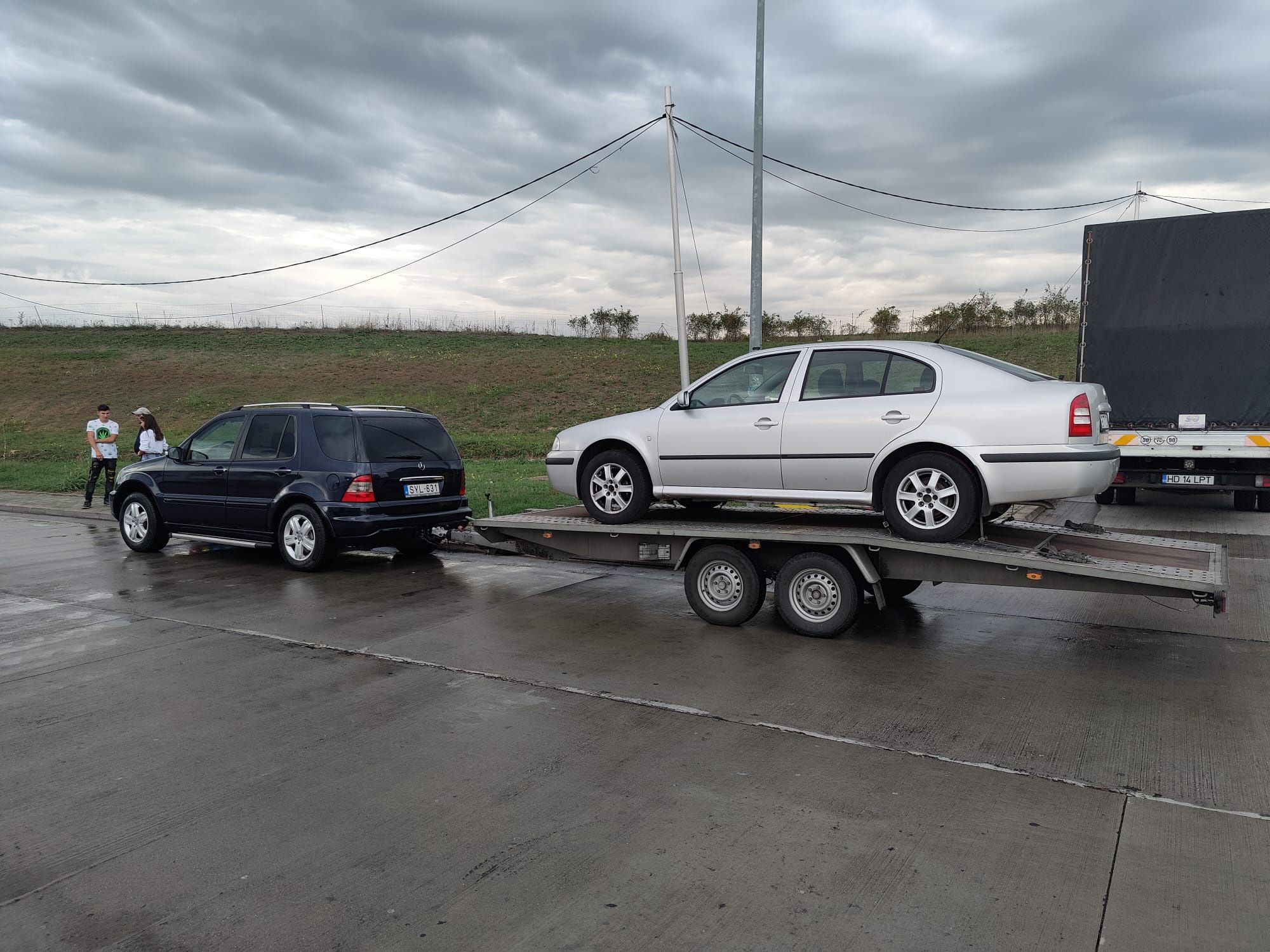 Tractari depanari platforma auto non stop Arad Ungaria