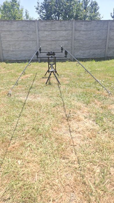 Vând pereche de lansete Anaconda 3 lbs si 3.25 lbs !!oferta!!