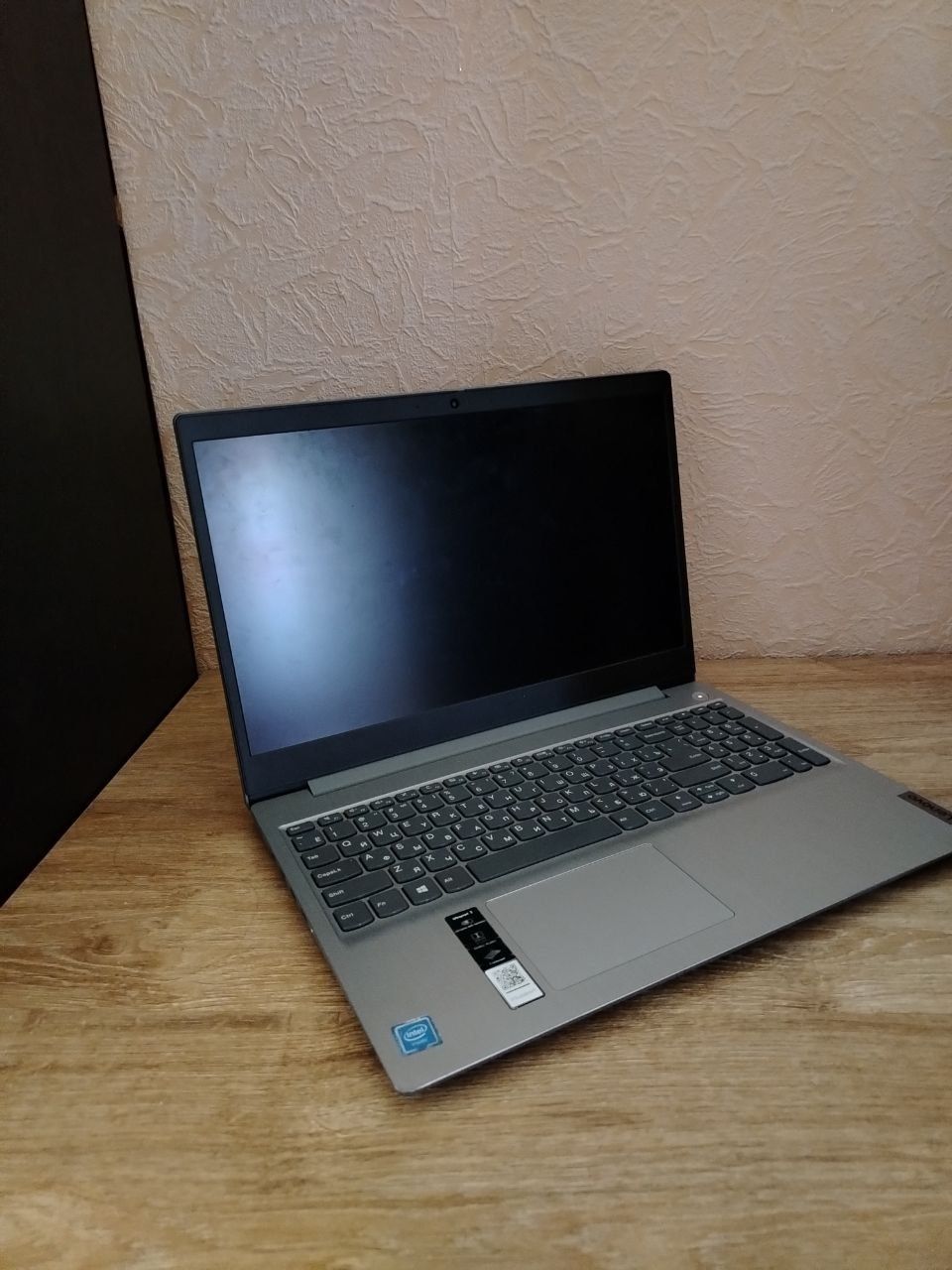 Notbuk lenovo sotiladi