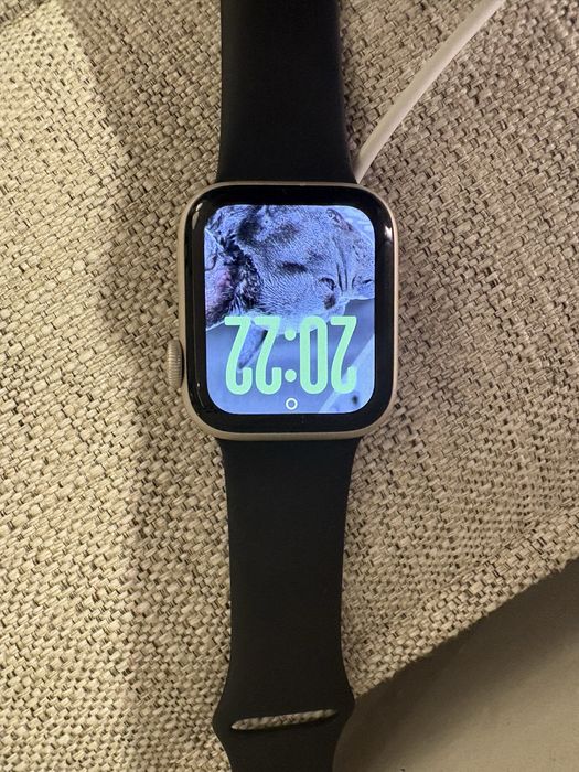 Apple watch SE (2) 80% Battery