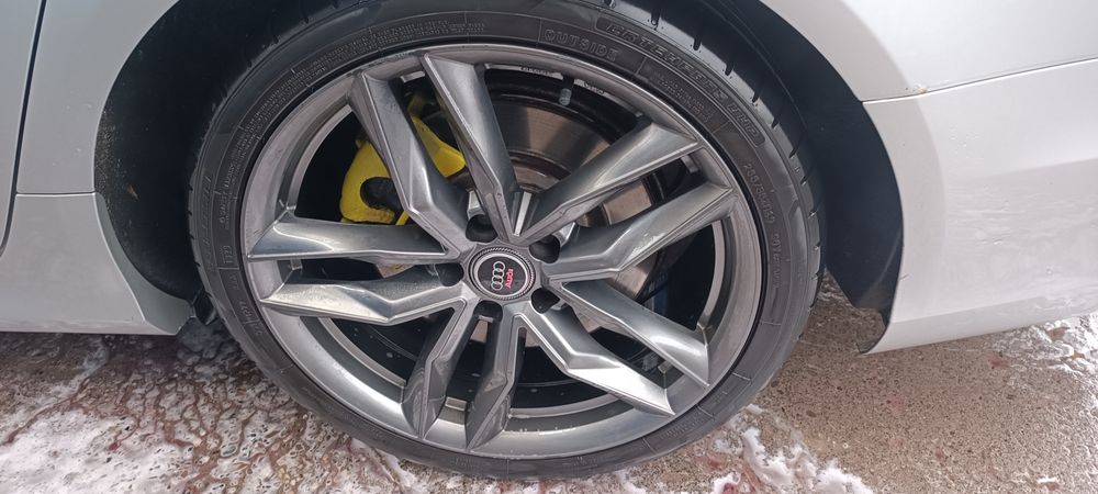 Джанти с гуми за Ауди 5/112/19" Ц.О.66.5 ЕТ45