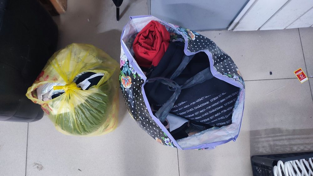 Отдам вещи даром