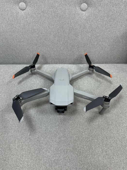 Продавам дрон DJI Mavic AIR 2