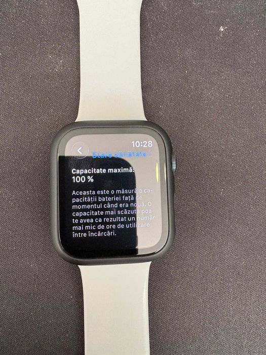 APPLE Watch SE (2024) V2 GPS 44mm Midnight - M/L 10/10 Garantie 2027