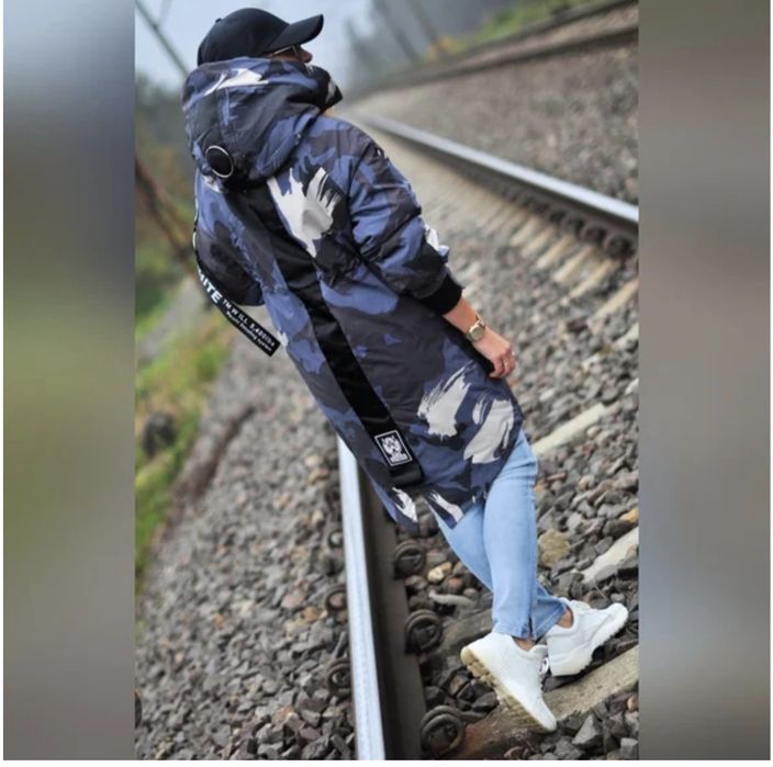 Ефектно дълго яке с цип и тик-так копчета, с асиметрична кройка