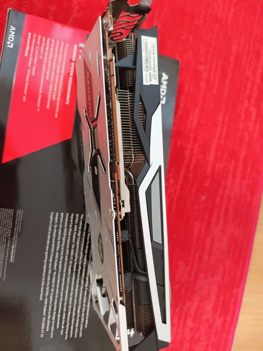 Vând placa video RX 6900 XT 16gb DDR6