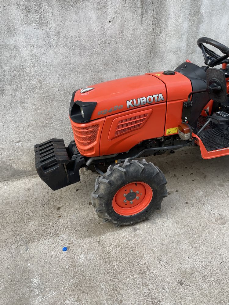 Трактор Kubota B 2420