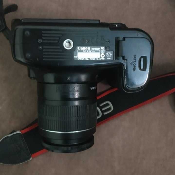 Canon EOS 60D Kit EF-S 18-55mm f/3.5-5.6 IS II