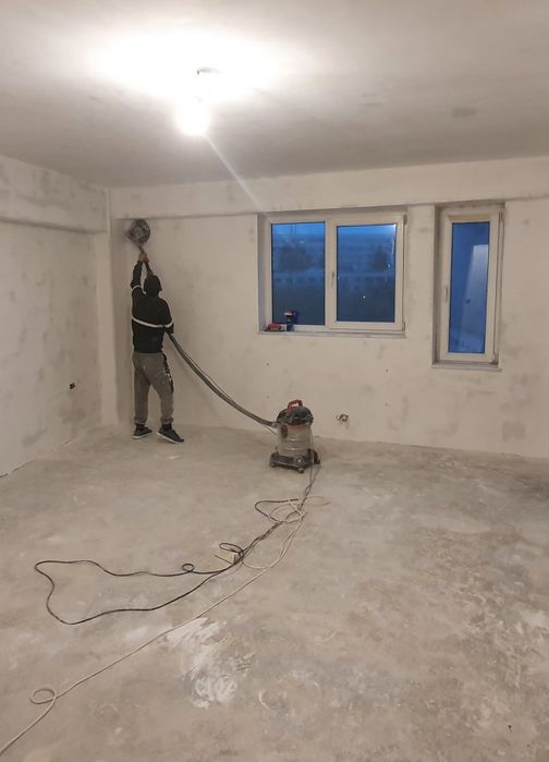 Construim case la rosu/cheie/Amenajari interioare/Garduri/Amenajari/