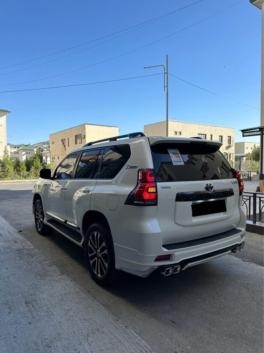 Tayota Land Cruiser Prado 150