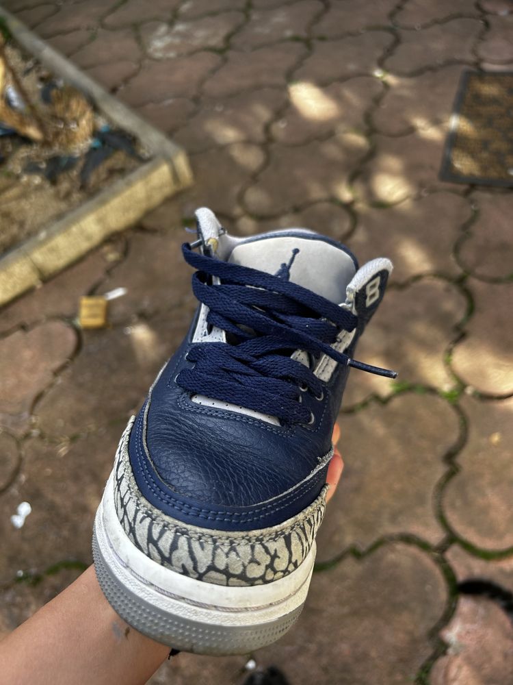 Jordan 3 bleumarin