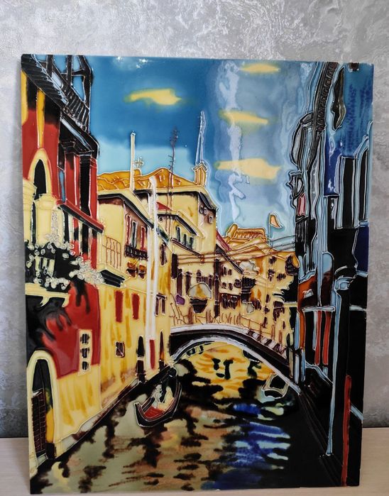 Продаётся глазированная 3д картина. В идеальном состоянии.р 28*36