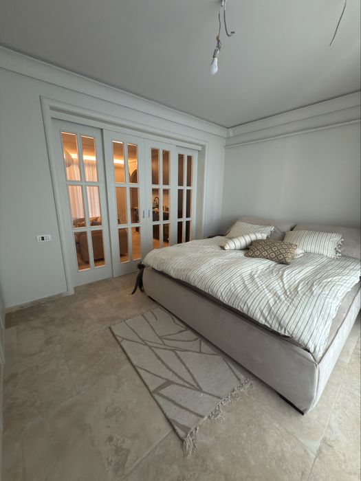 Apartament Unic, Realizat cu Designer Mobilat și Dotat Premium