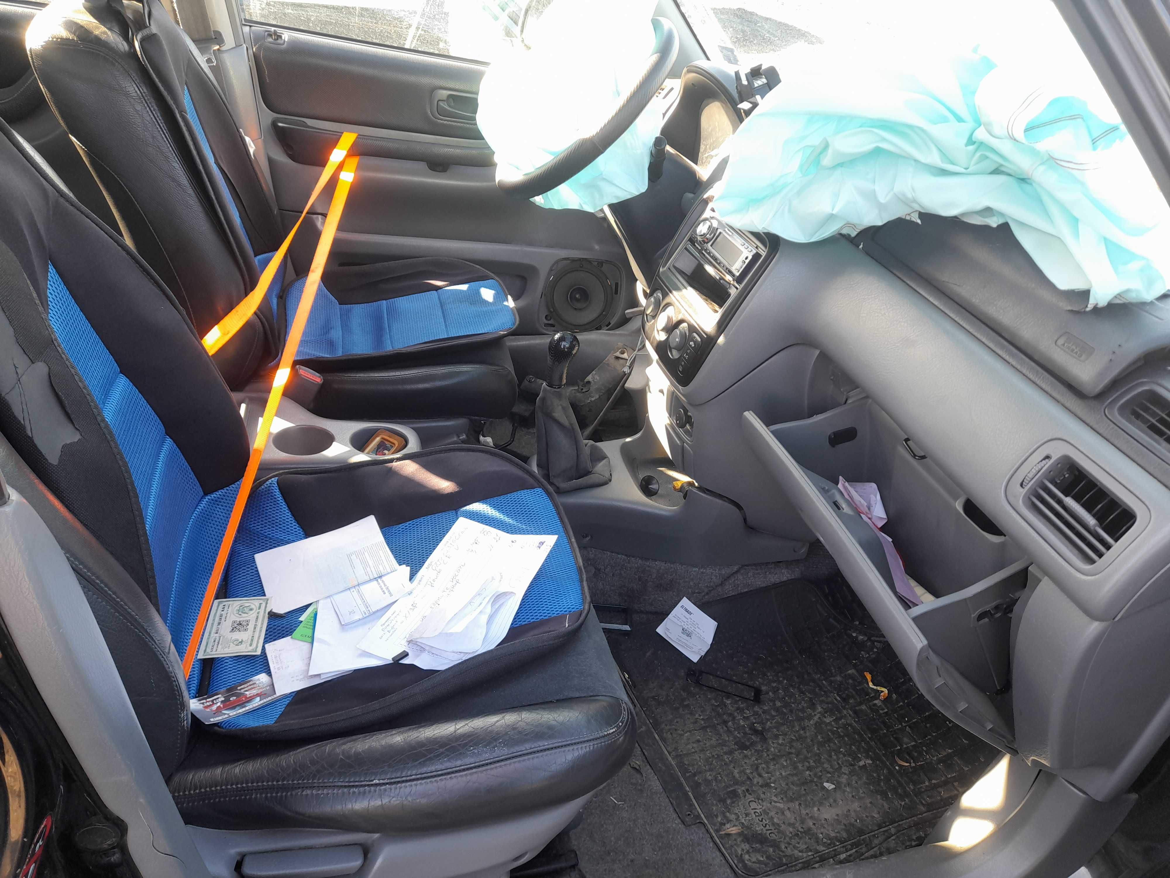 На части! Honda CR-V 2.0 16V