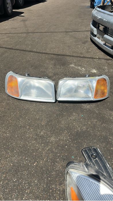 Фары на Land Rover Freelander