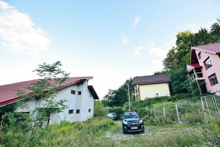 casa si teren in Pucioasa judet Dambovita