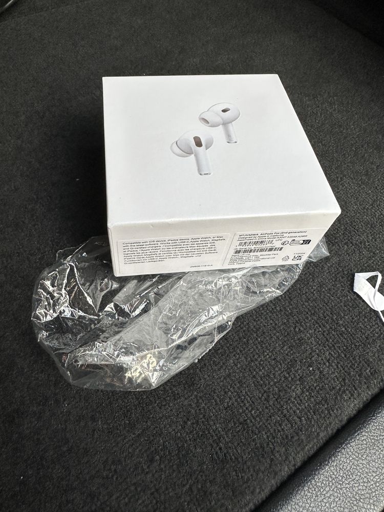 AirPods Pro 2 слушалки