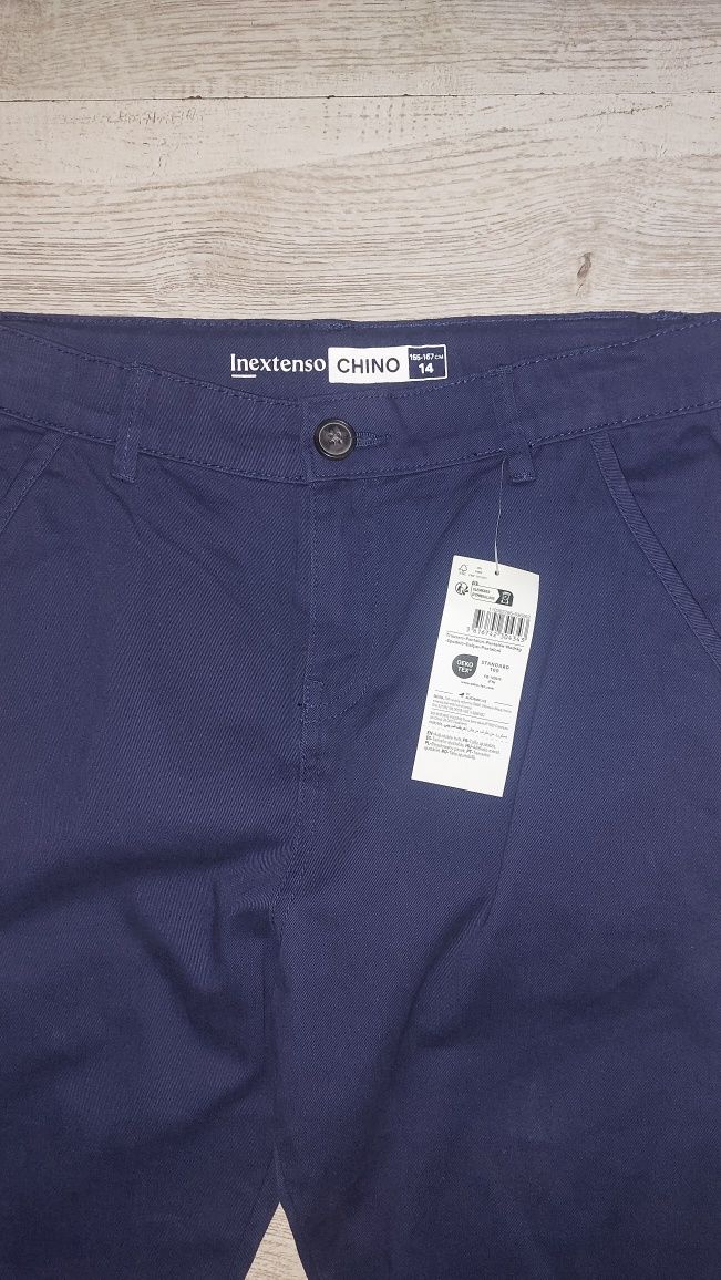 Pantaloni  noi pentru băieți