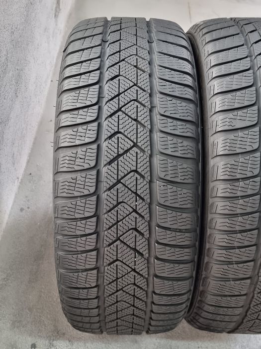 "Dot 24"  225/45/18 Pirelli 2Броя: 320лв 7.5мм Run on flat