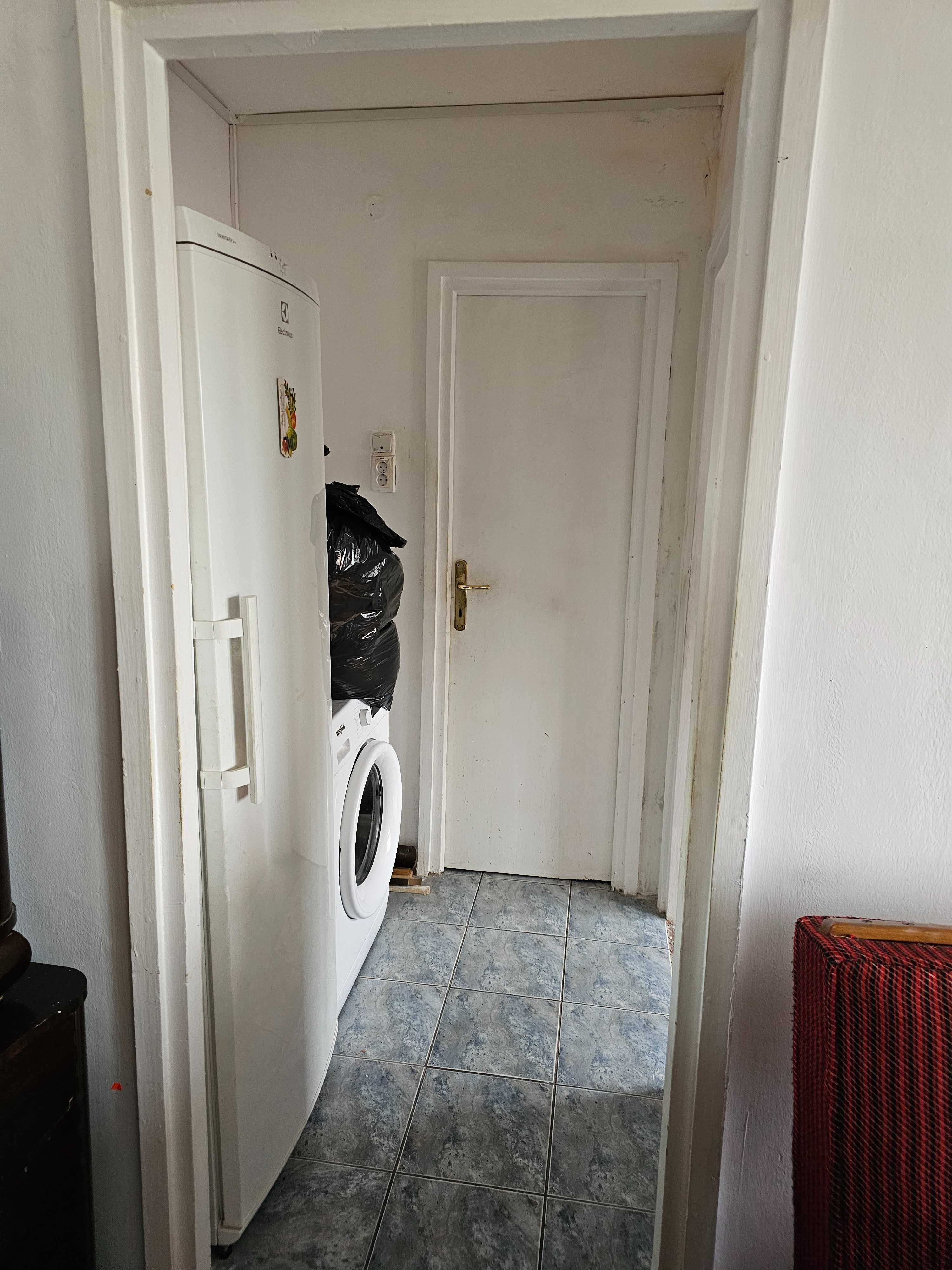 Vand apartament cu 2 camere, et2, zona str Vasile Goldis, Micro 14