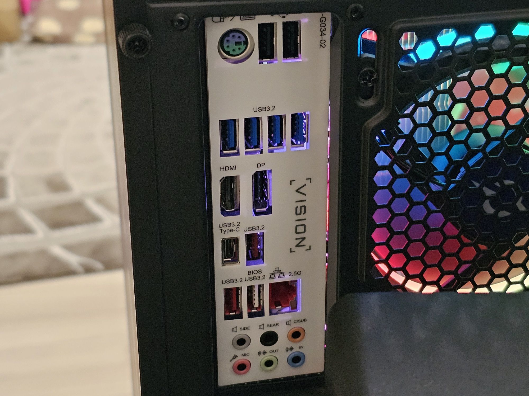 Sistem desktop - i5 10600K + căști sigilate