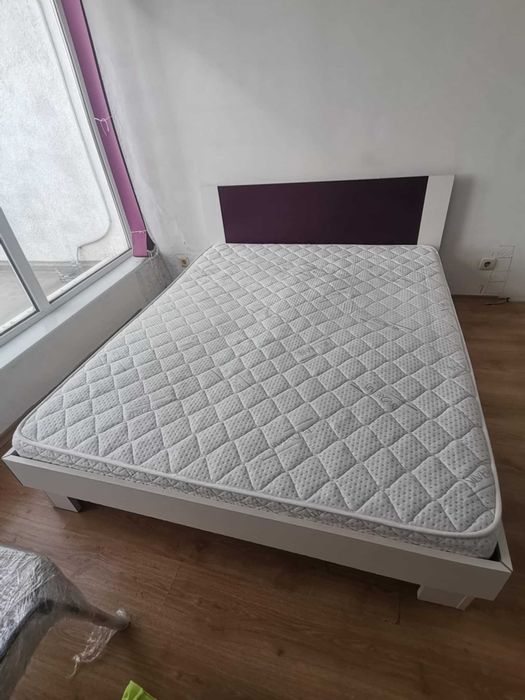 Спалня 160/200 в комплект с гардероб и нощни шкафчета