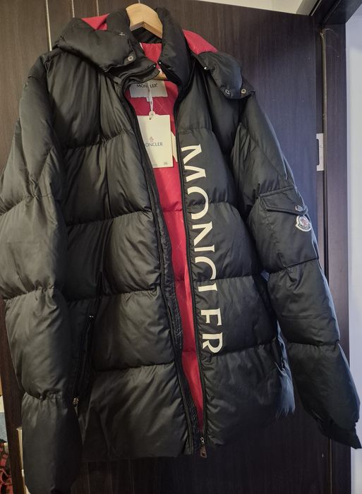 Geaca originala Moncler noua mar 5 (L)