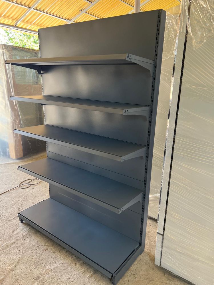 Rafturi metalice de mohaloc pentru magazine alimentare