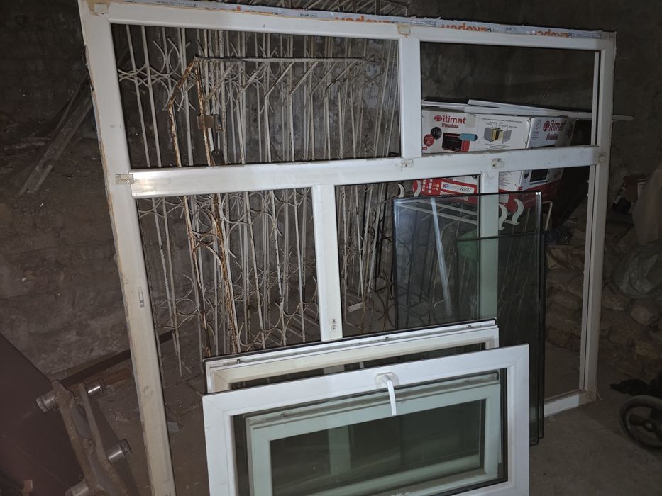 Продаётся окно размеры в хорошем состоянии