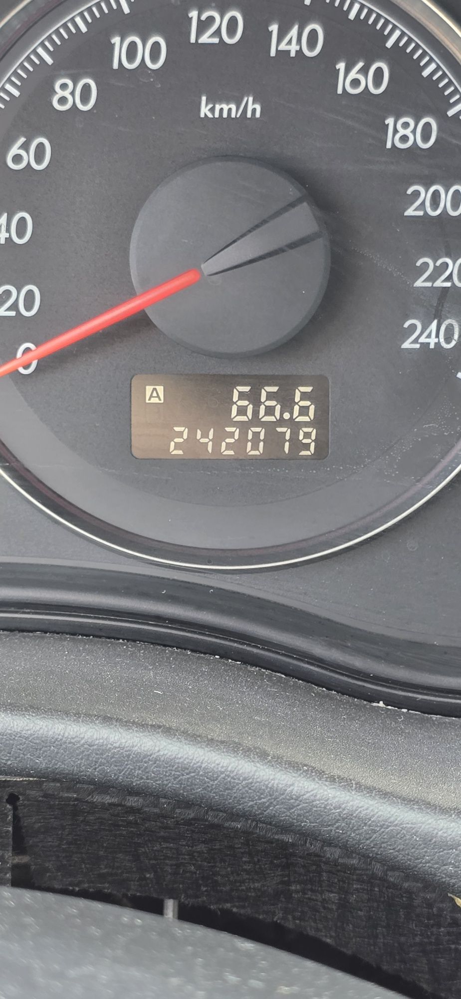 Subaru legacy 2.0R