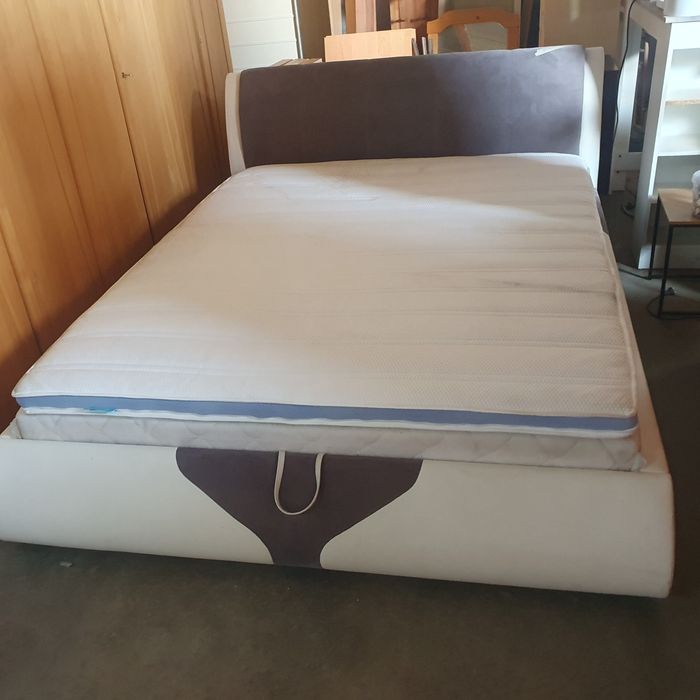 Pat dormitor tapițat 1,60m/2m +are ladă