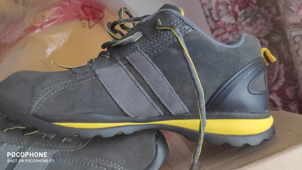 Încălțăminte de lucru