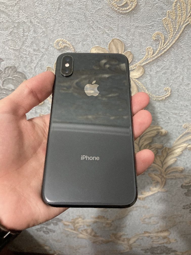 iPhone XS 64Gb Zo'r holatda