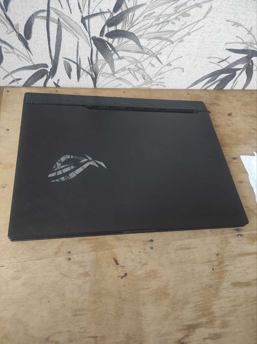 ASUS ROG Strix G512LI-SS74